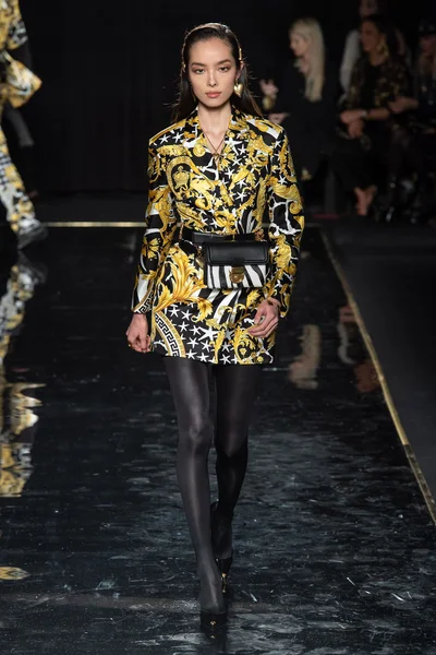 Look 7